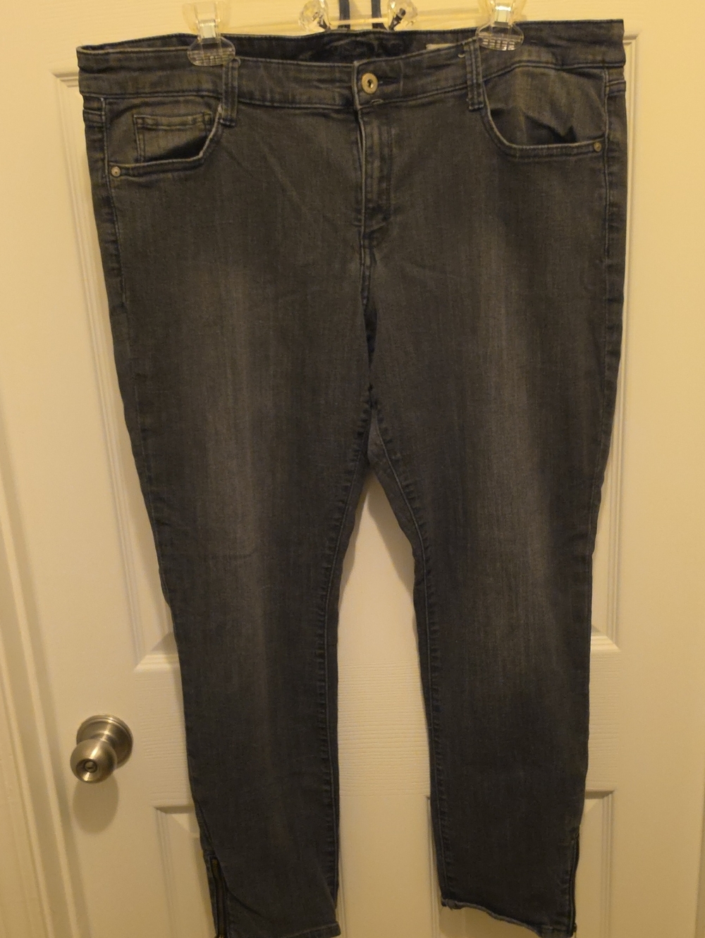 Arizona Jean Company Wash Gray Jegging Jeans